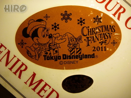 TDLクリスマスのスーベニアメダル_20111101_02.jpg