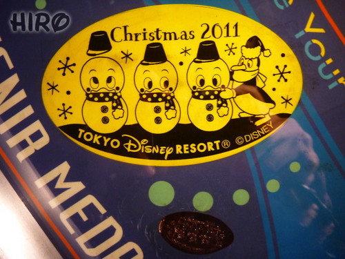 TDLクリスマスのスーベニアメダル_20111101_06.jpg